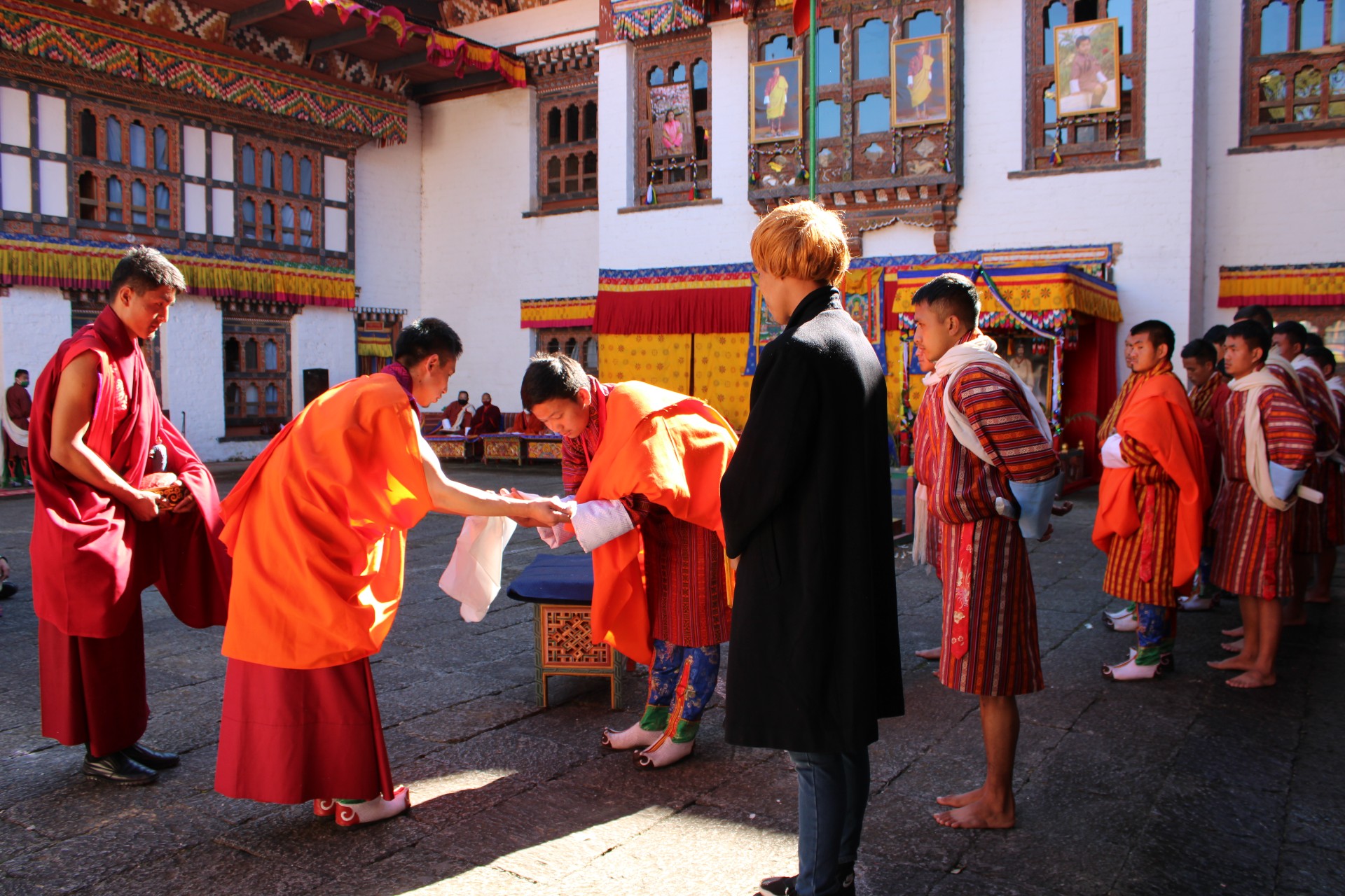 A drama performance on 1907 historical moments by Zorig Chusum College