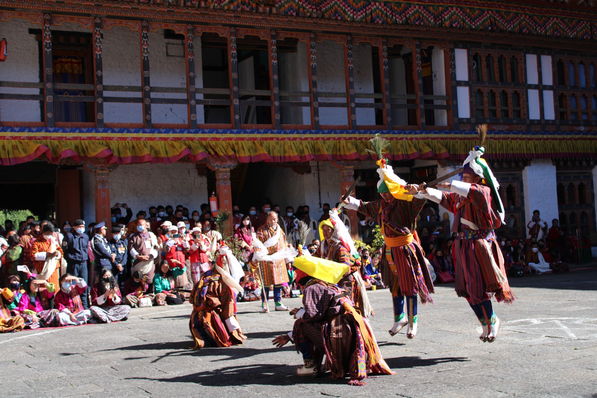 Gesar Gyalpoi Cham by Yalang Gewog