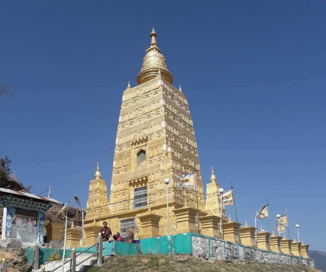 Nangkhar Dordhen Chorten 