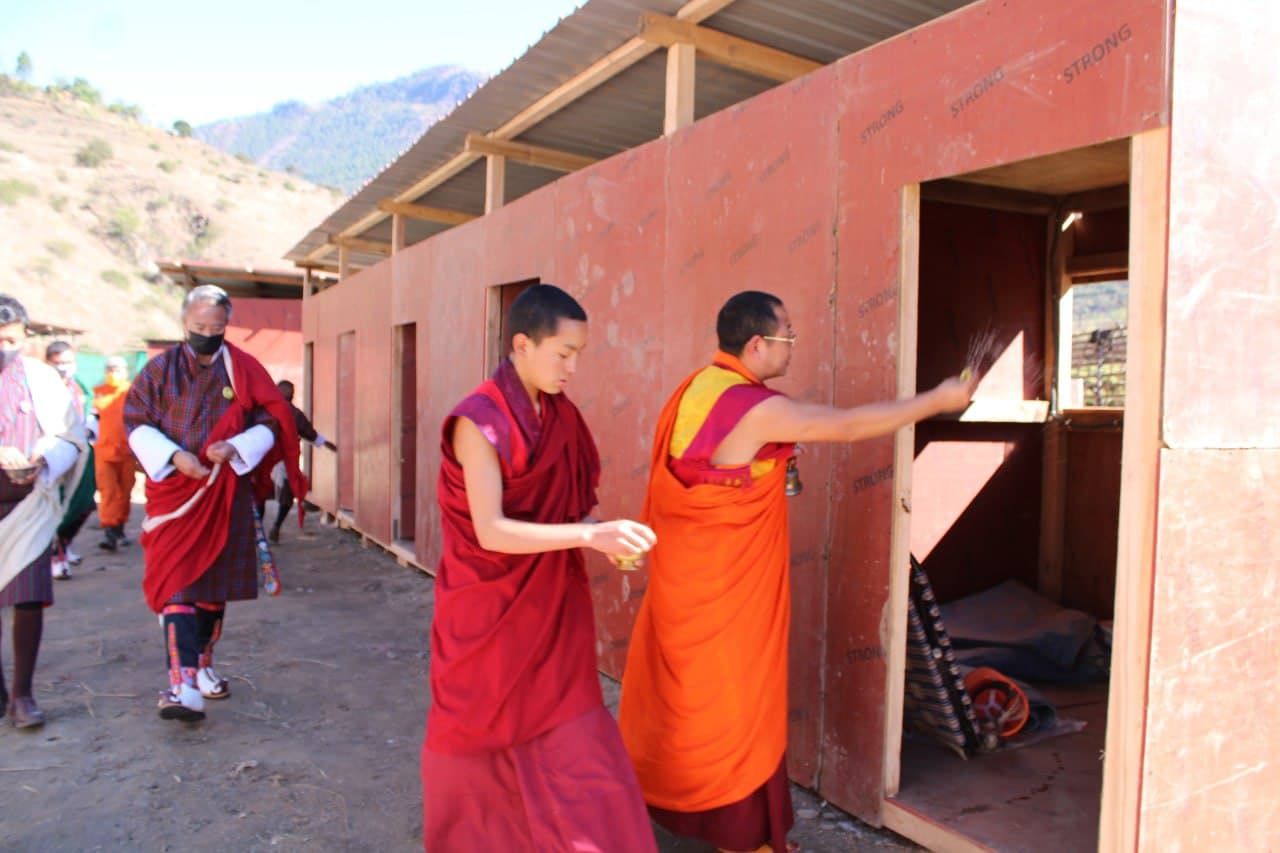  Rabney and Labsang Thruesel of Desuung Field Camps